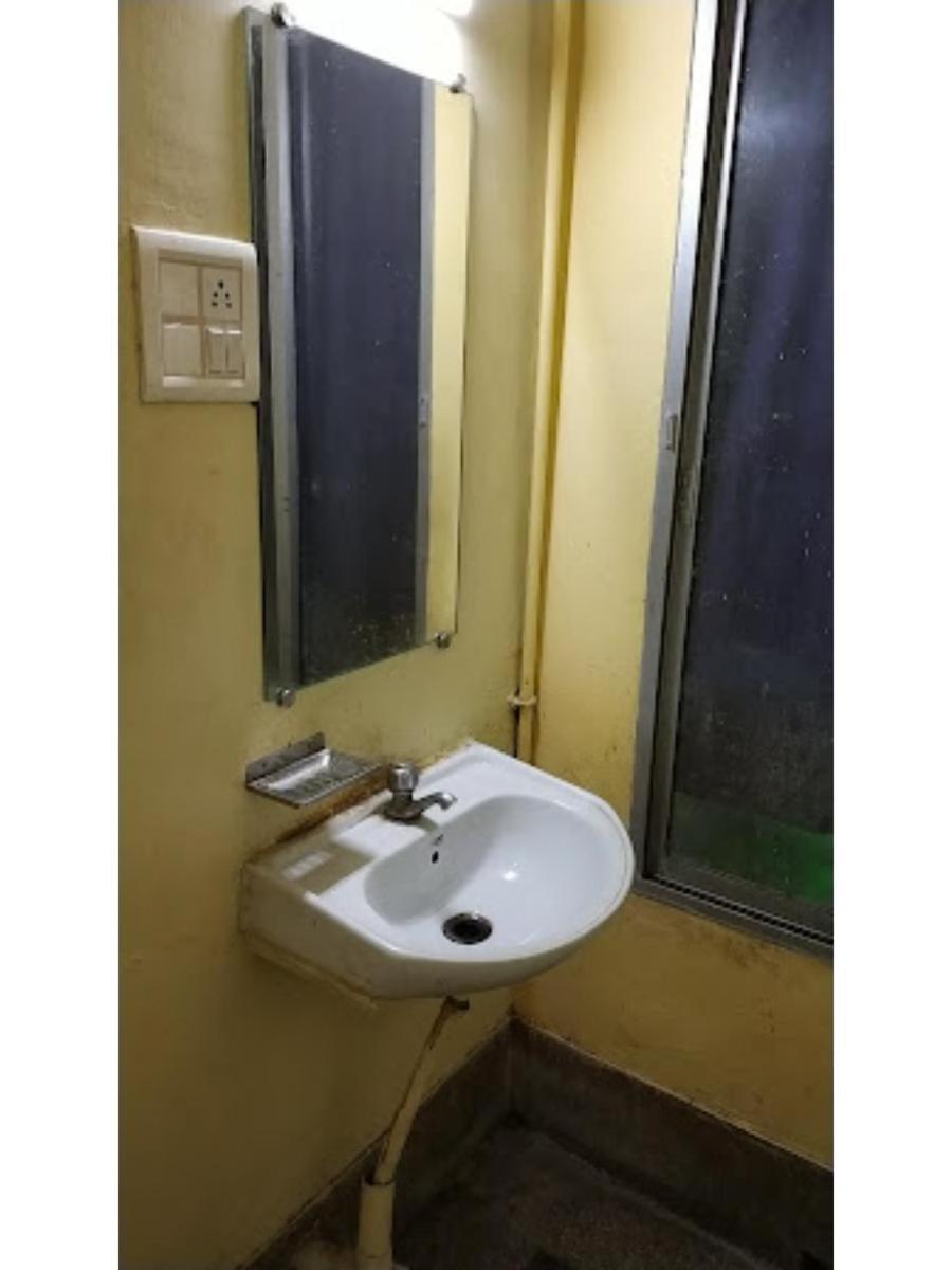 Roxy Inn,Kattak Kültér fotó